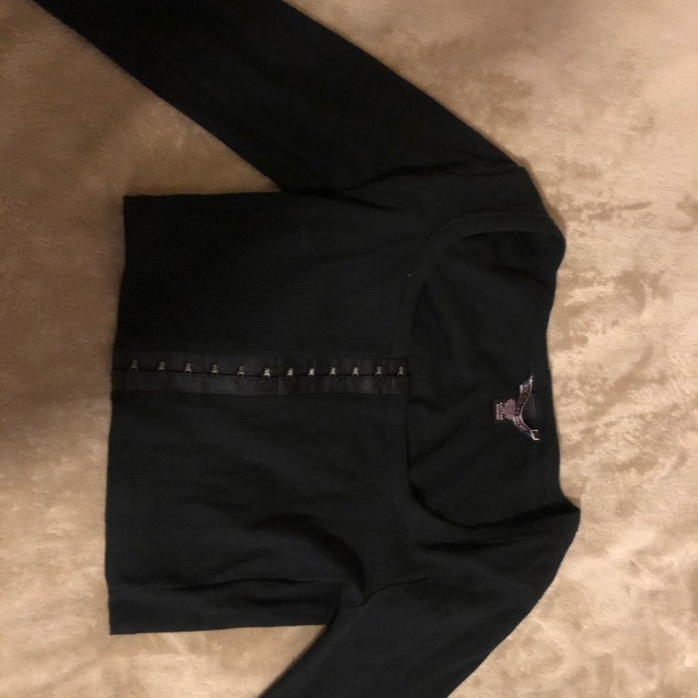 Long sleeve crop top
